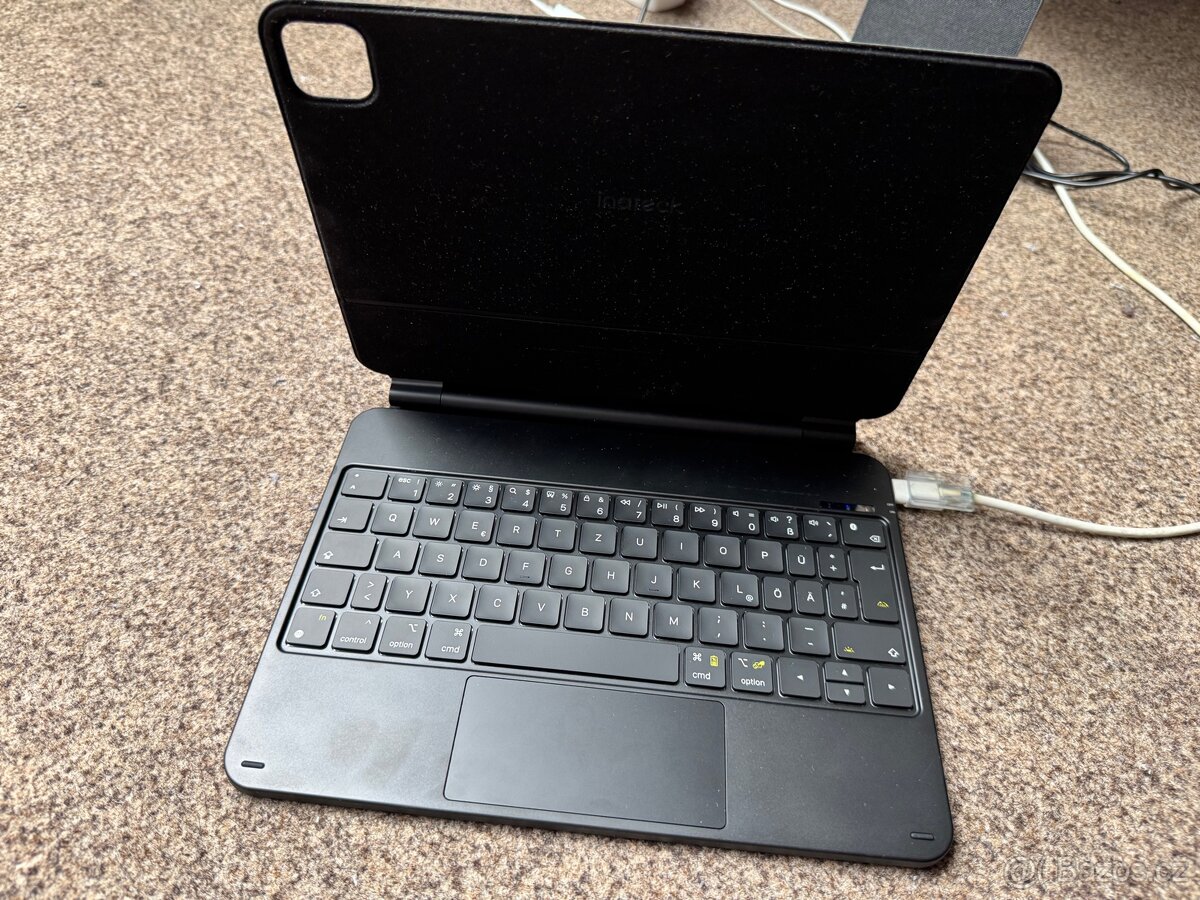 inateck iPad 11" black iPad Air 4/7th