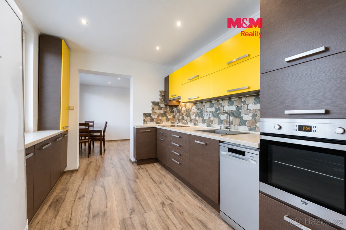 Prodej bytu 4+1, 75 m², Písek, ul. Semická