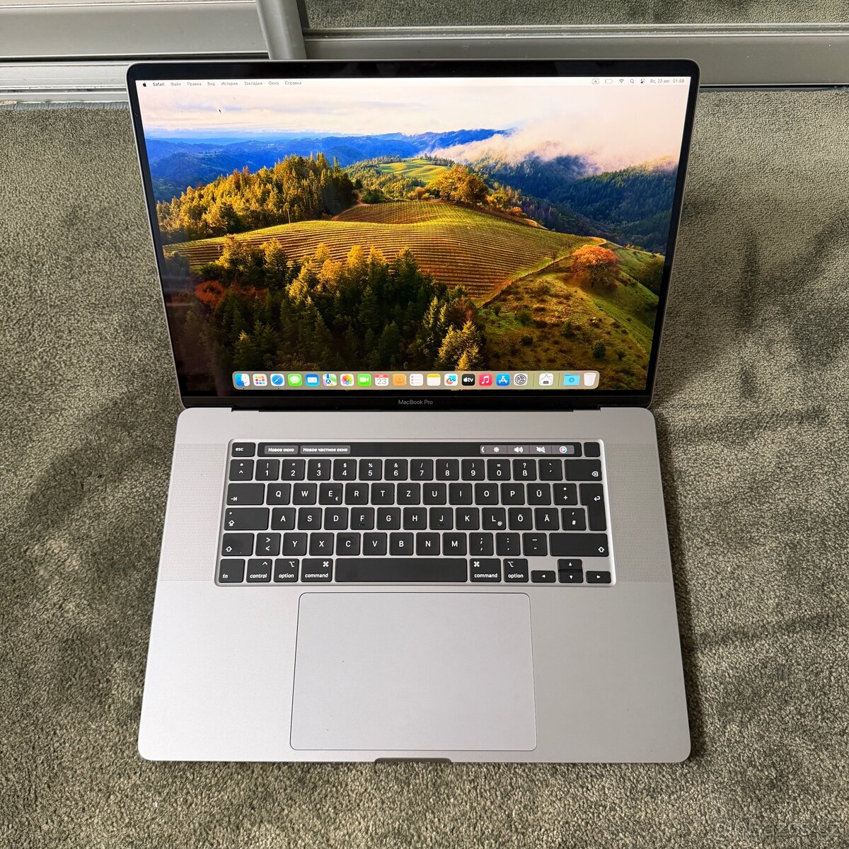 MacBook Pro 16 32/512gb