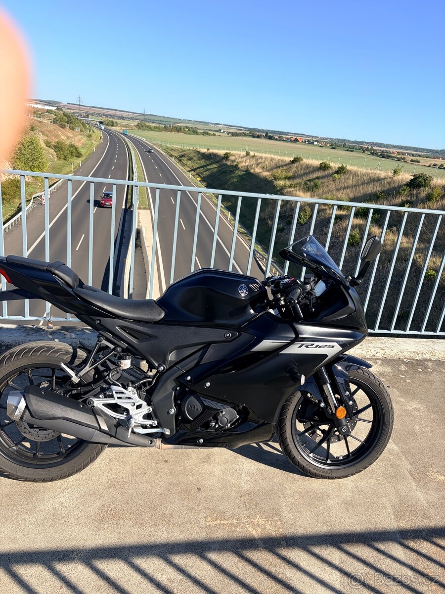 Yamaha yzf-r 125