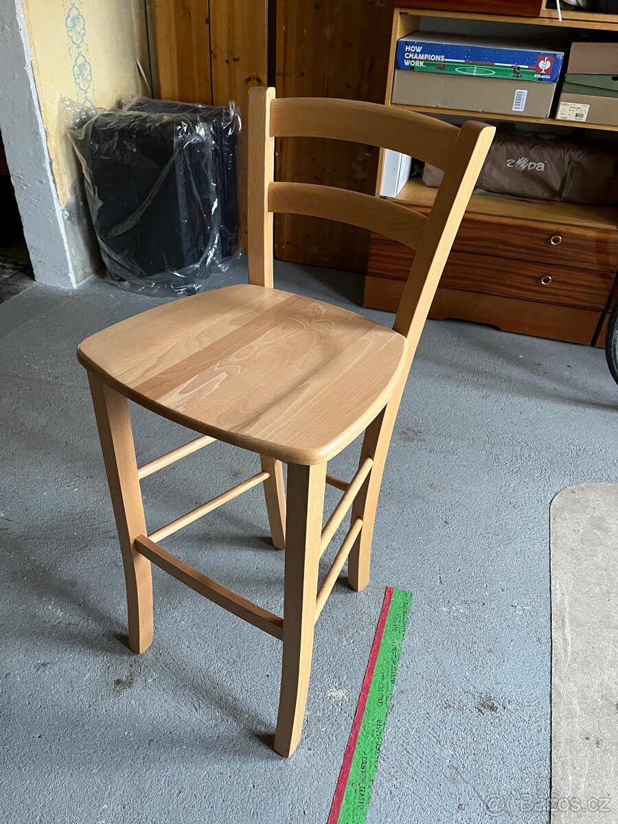Barová židle- dřevěná buk-  2ks