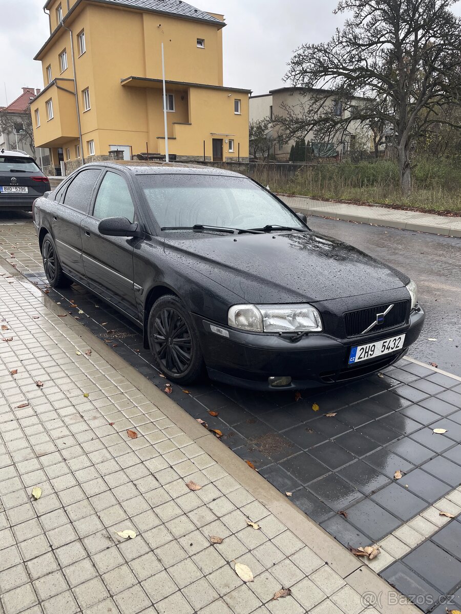 Volvo S80 – 2.9L 6V LPG – 2001 – na opravu nebo ND