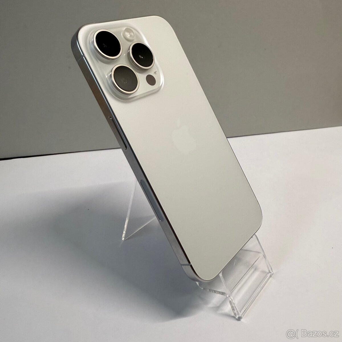 iPhone 15 Pro 128GB, bílý, 100% baterie, eSIM (rok záruka)