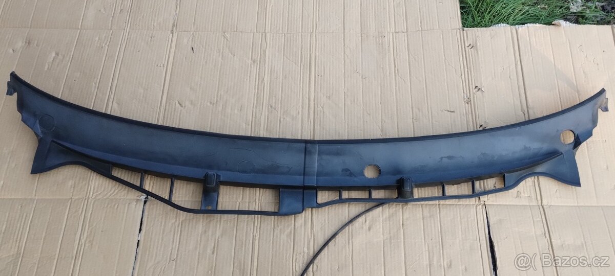 Torpédo plast kryt pod stěrače Octavia 1 Tour combi RS