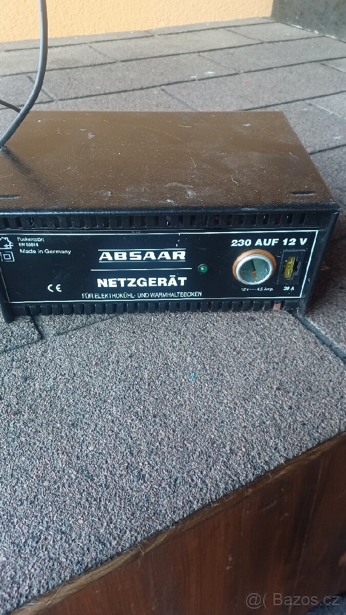 Měnič elektrického proudu.