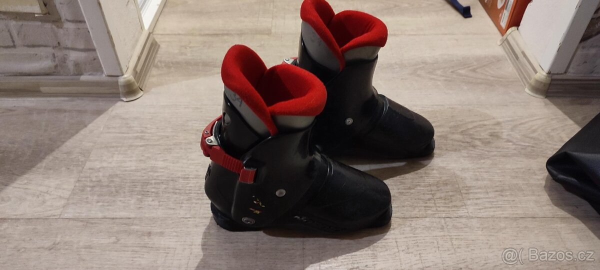 dětské lyžáky vel. 215 mm bota