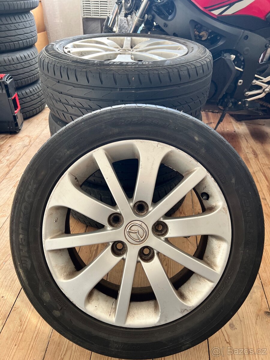 Mazda 5
