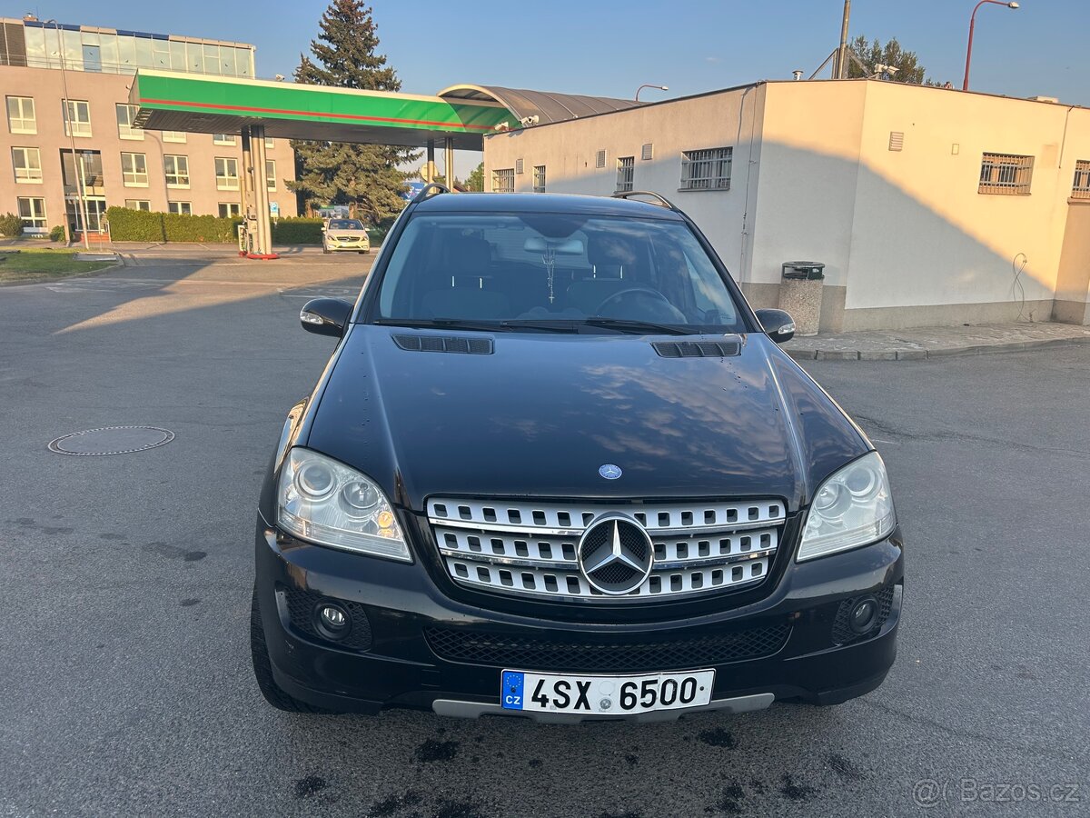 Mercedes Benz ML W 164