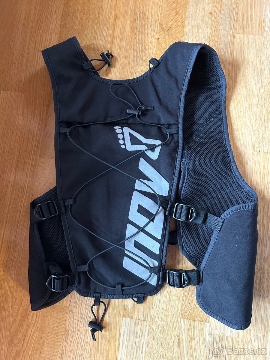 Běžecká vesta Inov-8 race elite
