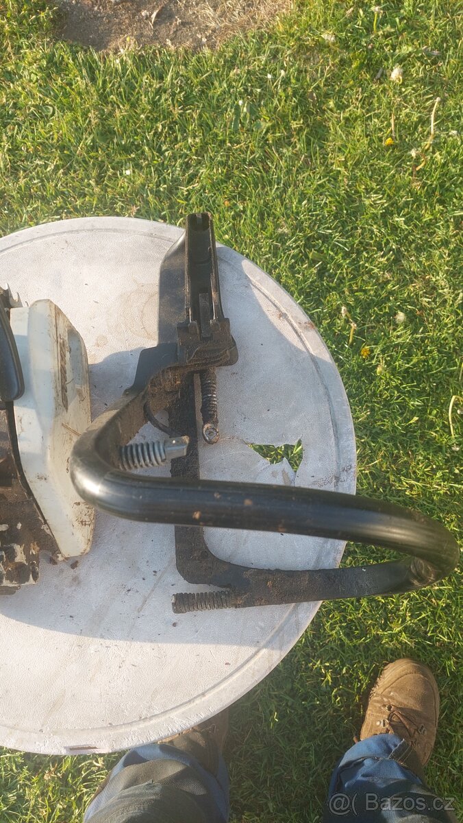 Motorová pila stihl 181c