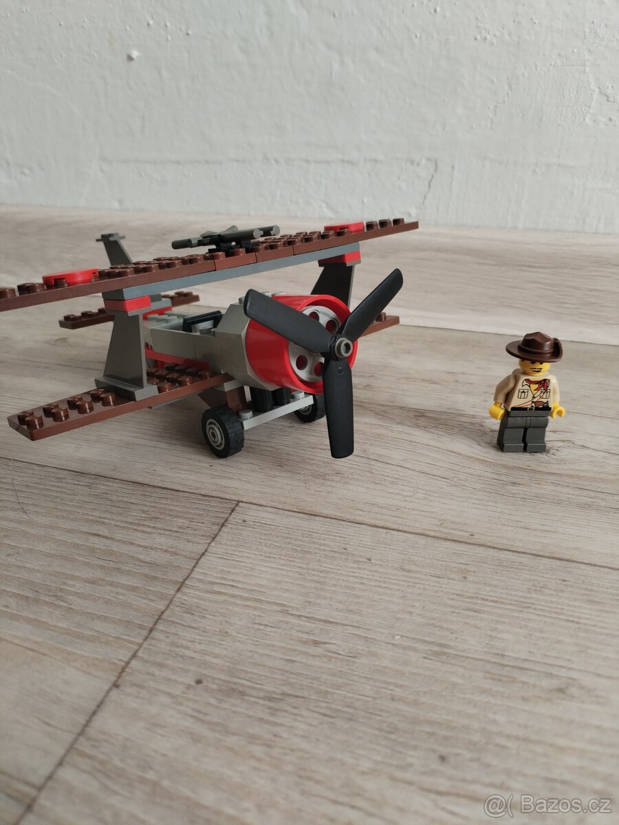 LEGO 7420