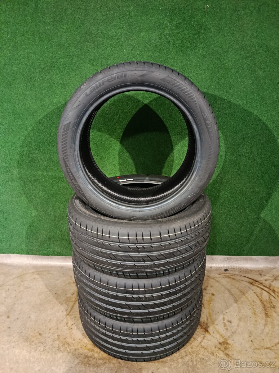4Ks NOVE letni 225/45/18 Laufenn