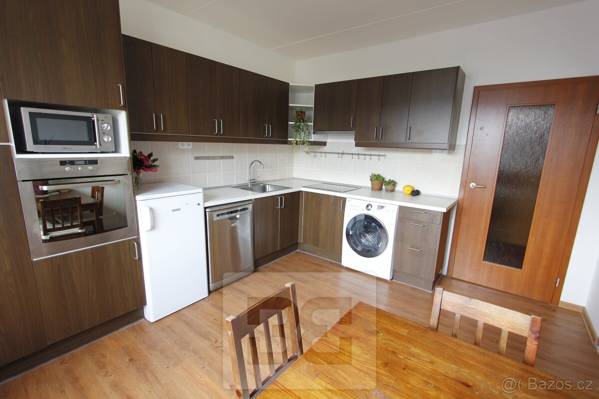 Pronájem bytu 1+1 38 m2, Praha 4 - Lhotka, ev.č. N08116