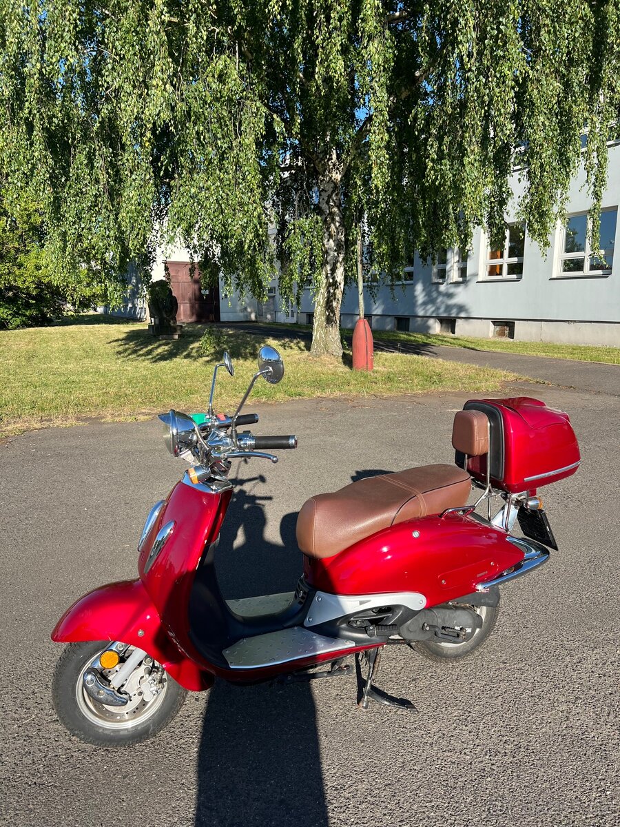 SKÚTR 50CCM