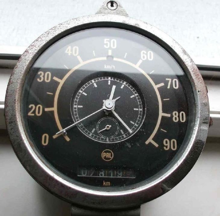 Koupím tachograf škoda 706