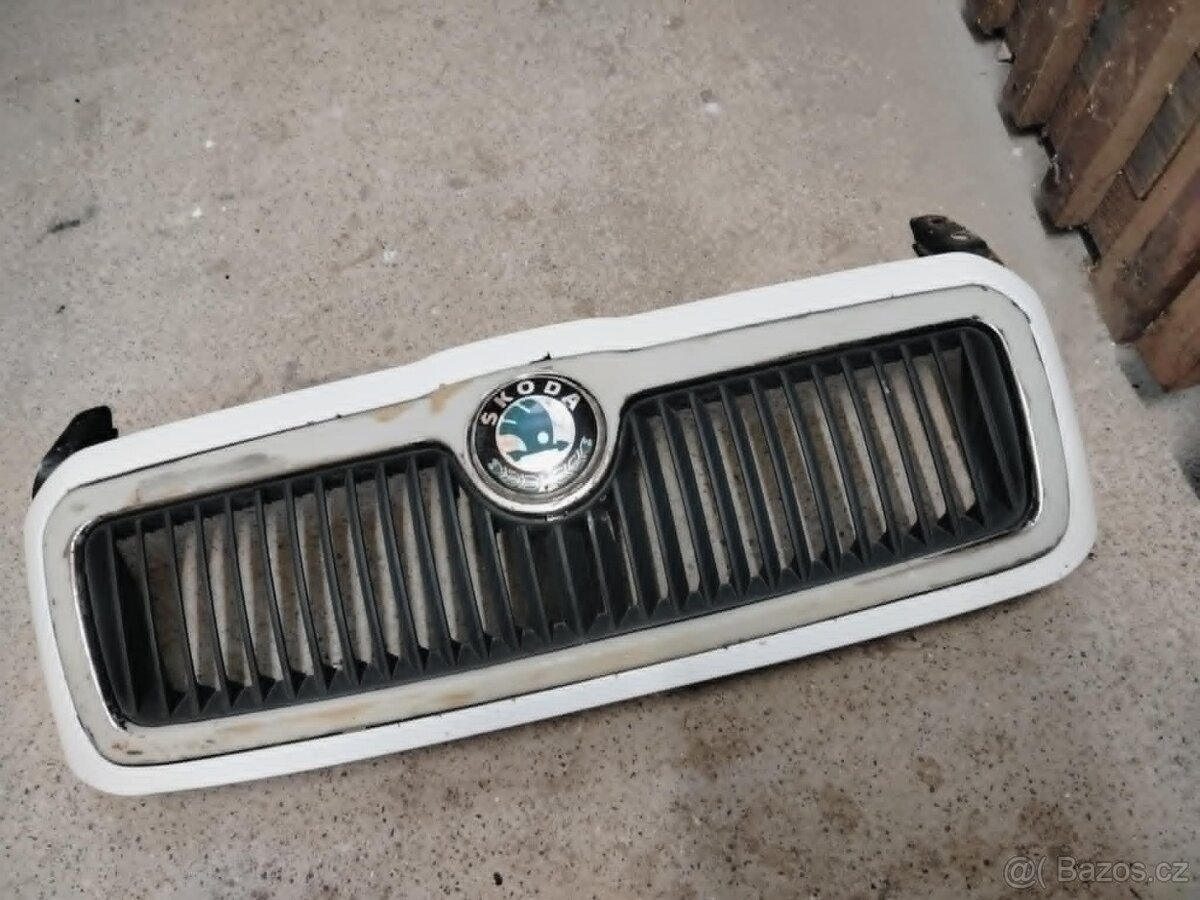 Škoda octavia facelift př maska cen 400 kč