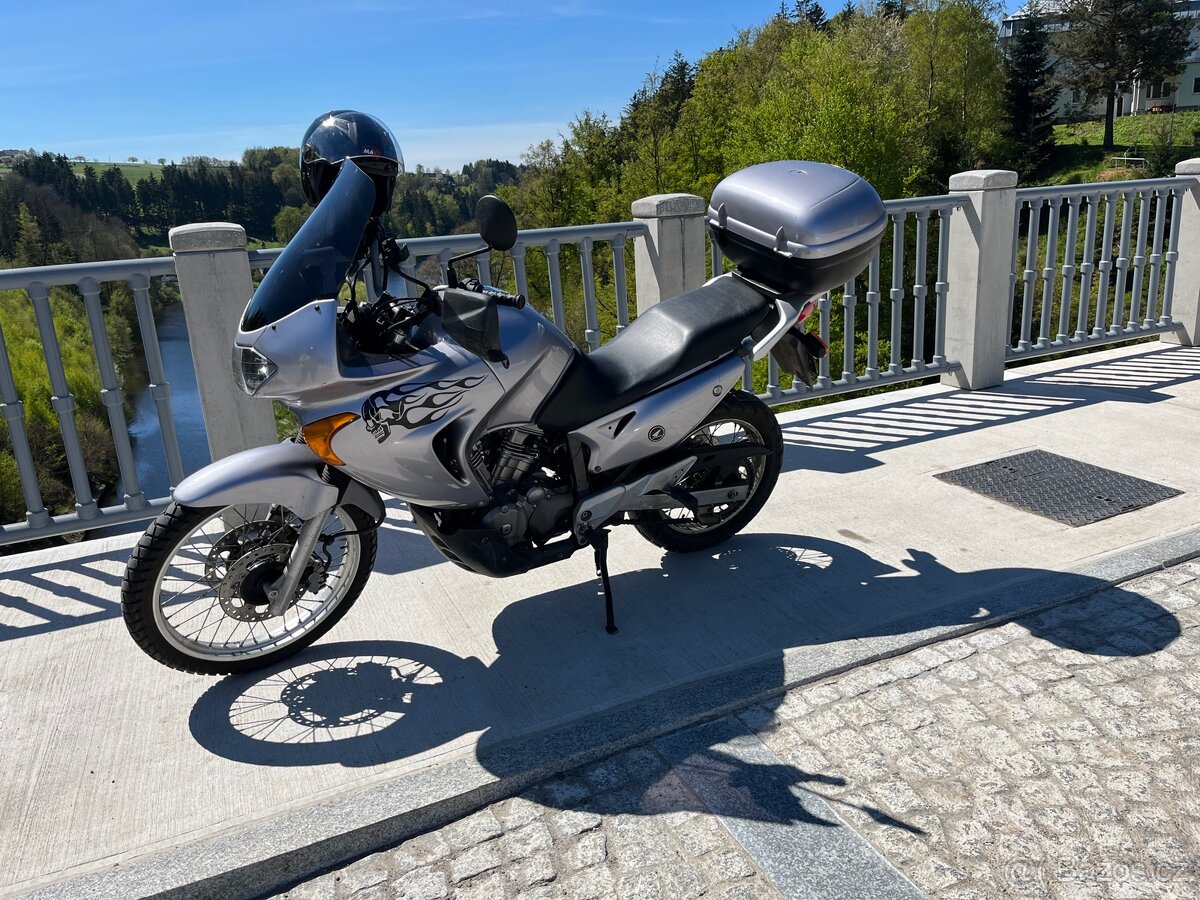 Honda transalp 650