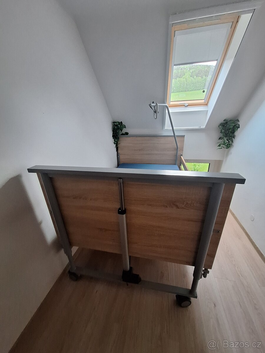 Polohovací postel Adiflex 120x200