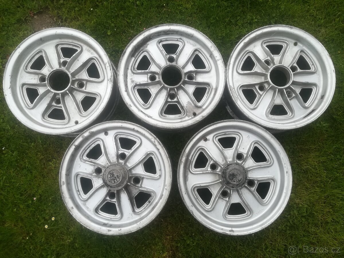 Kola 13" ALU kopretiny (otvíráky) originál ŠKODA (5 ks)