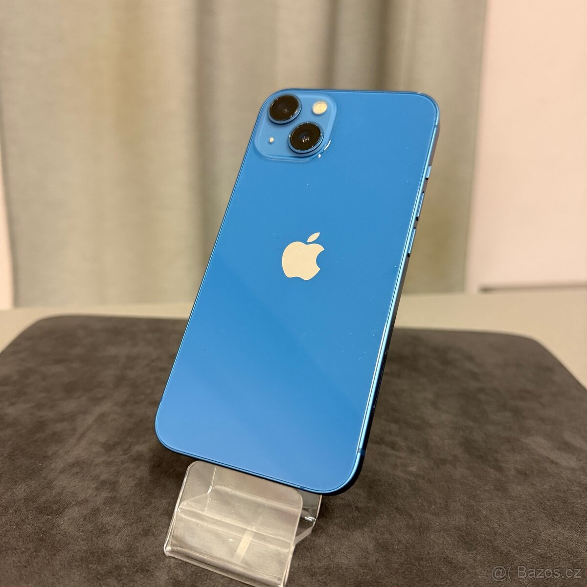 iPhone 13 128GB modrý, pěkný stav, 12 měsíců záruka