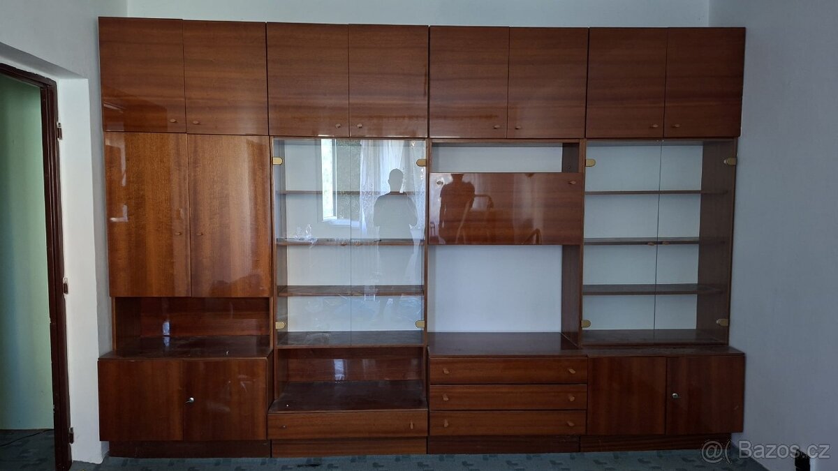 Obývací stěna Amos 3 - hezká,velká a zachovalá