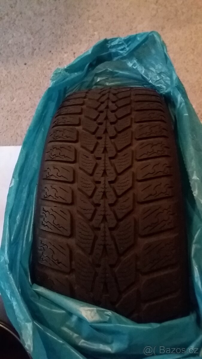 Dunlop 185/60 R15 84T