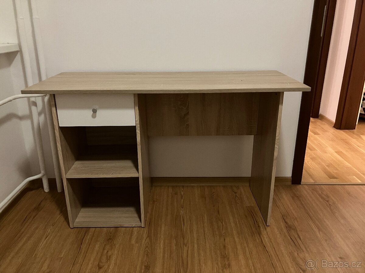Prodám psací stůl ASAP