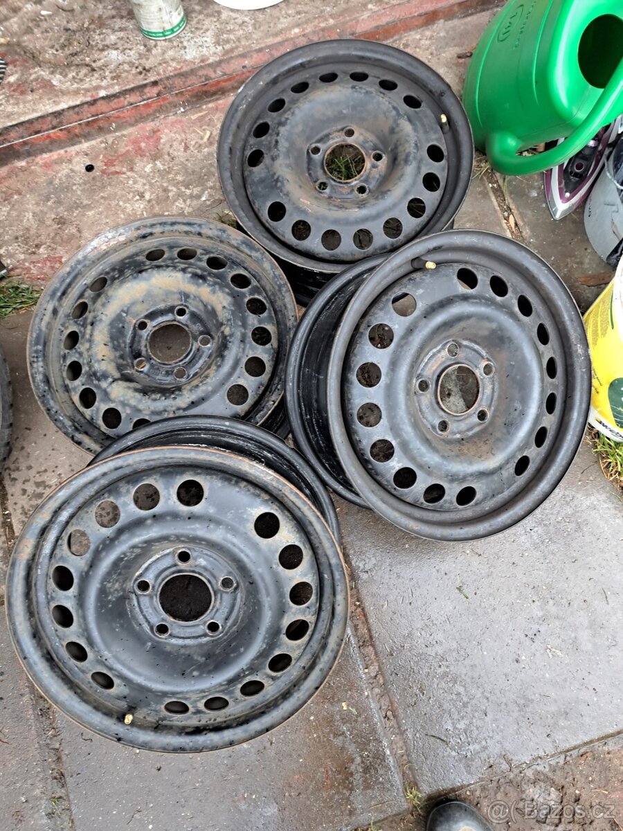 Plechový disk 5x110 R15