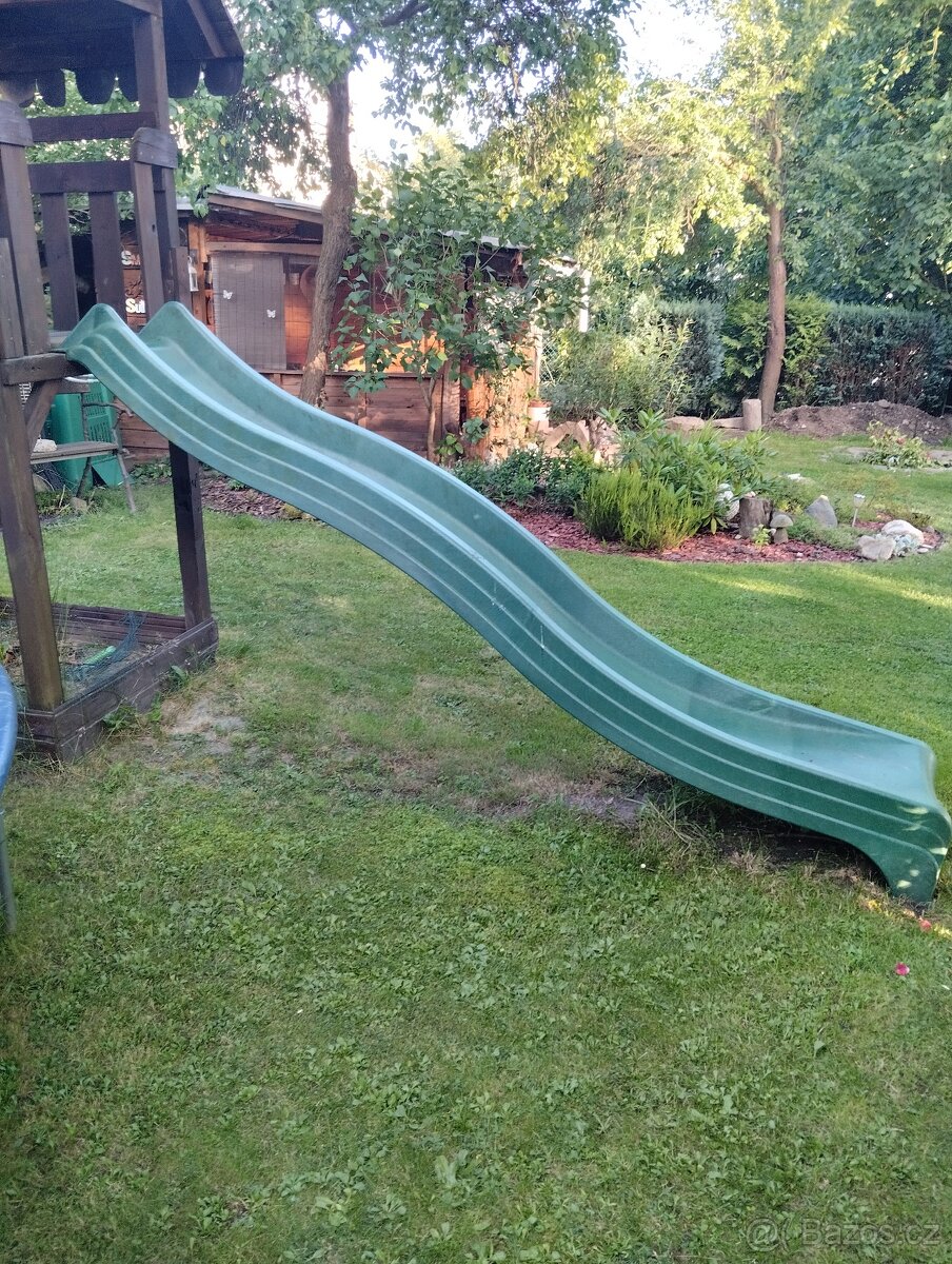Dětská skluzavka