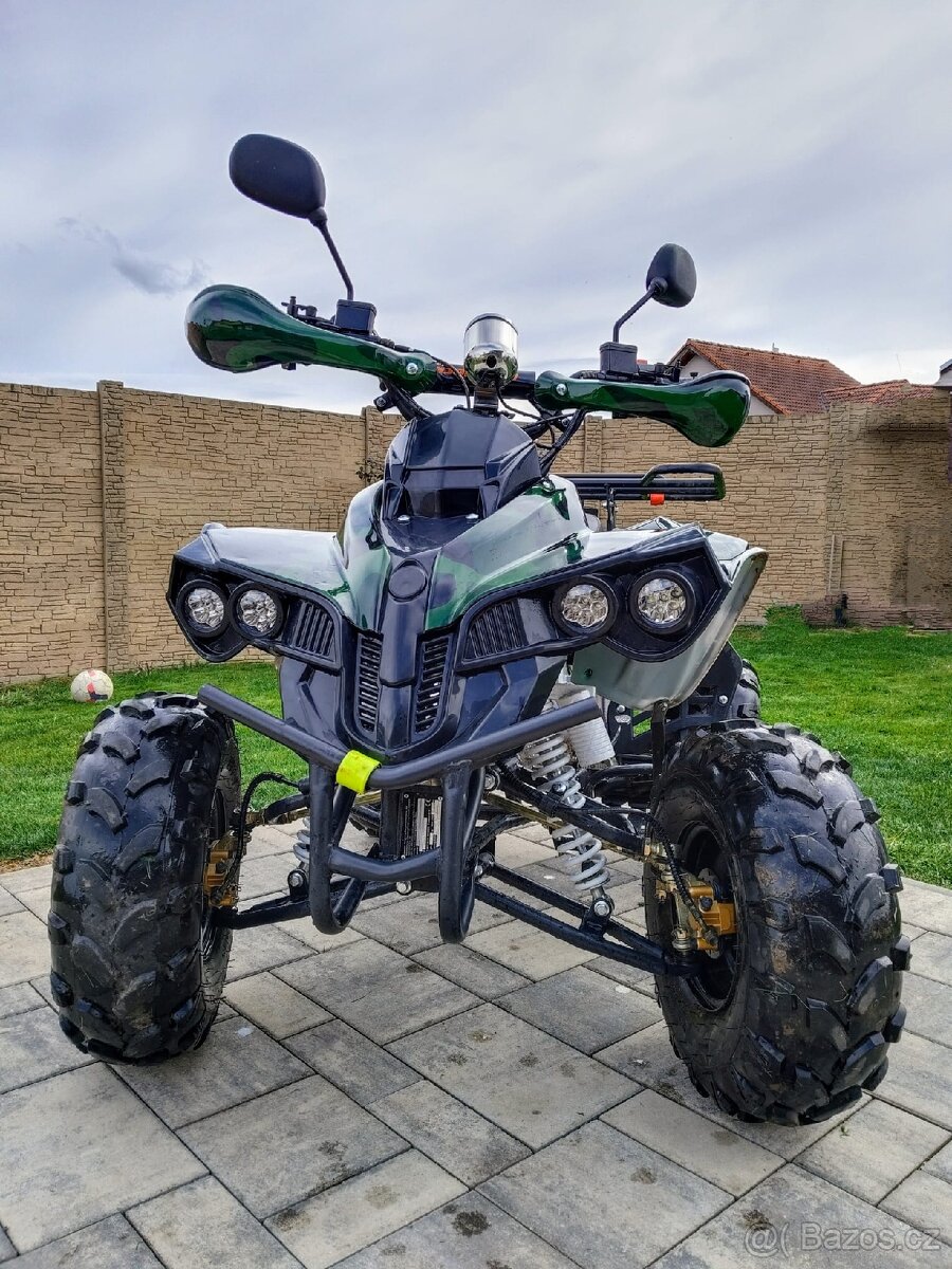 Prodám čtyřkolku 125cc Minirocket benzín čtyřtaktní