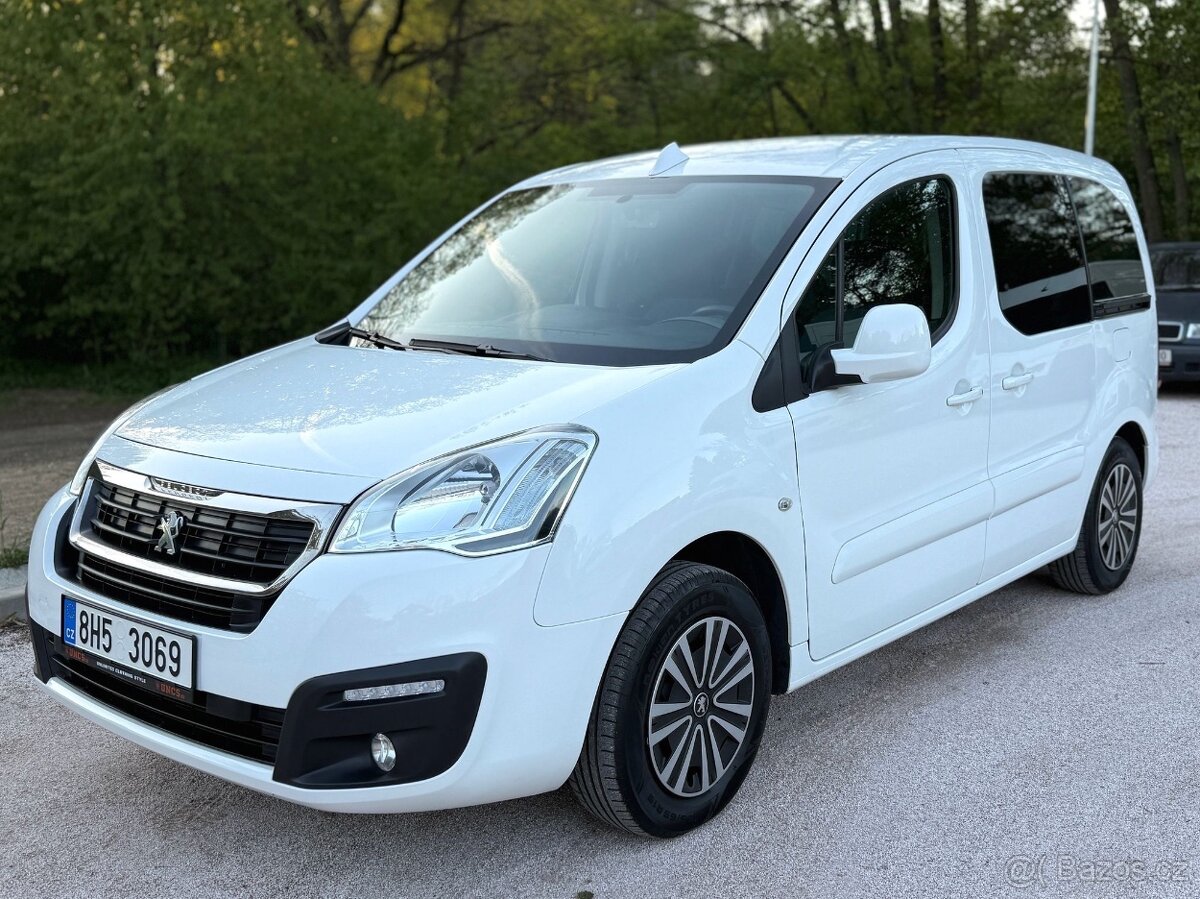 PEUGEOT PARTNER TEPEE 1.6HDI 55kw ÚPRAVA PRO ZTP/RUČNÍ OVLÁD