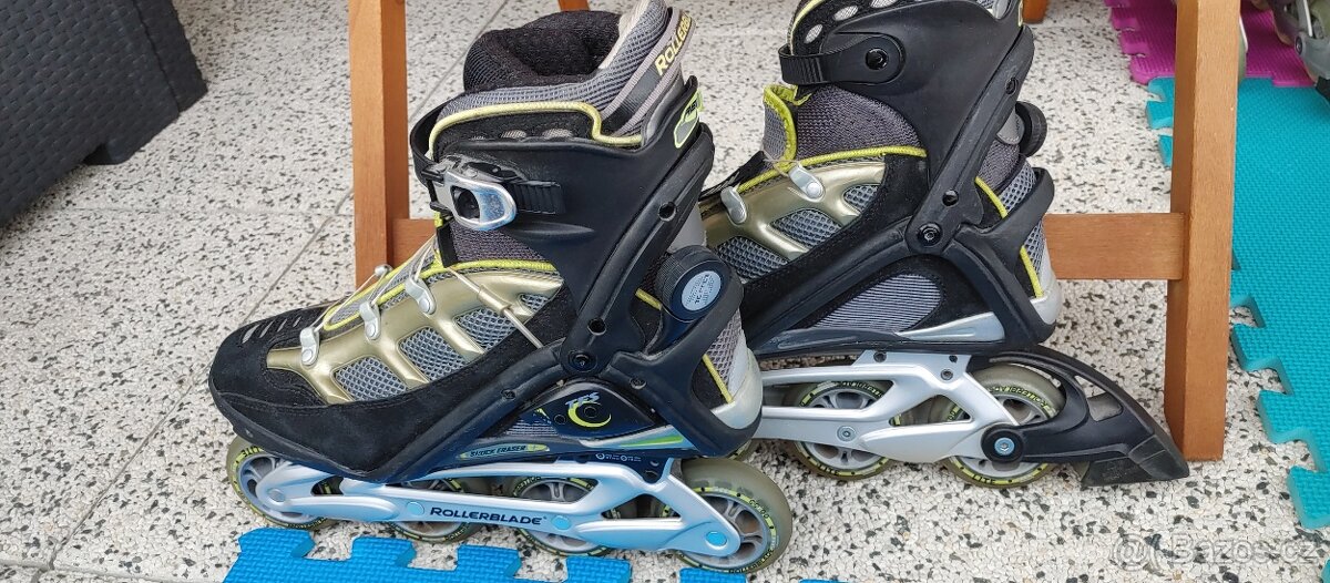 Kolečkové brusle Rollerblade - vel. 42