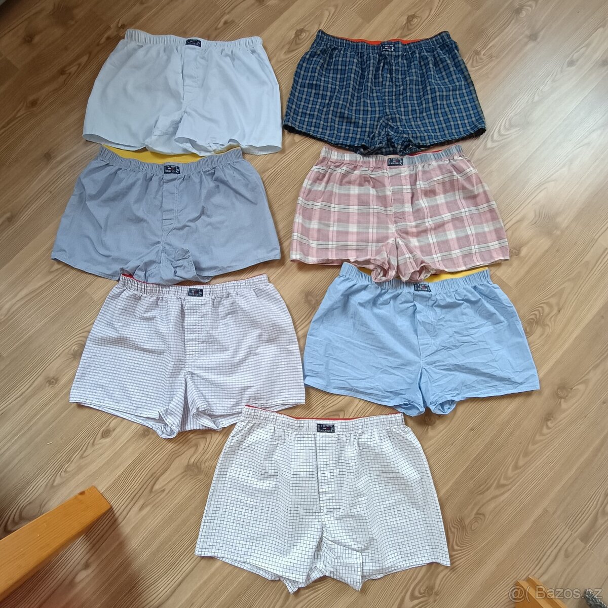 7 x BAVLNĚNÉ TRENKY TOMMY HILFIGER vel. L
