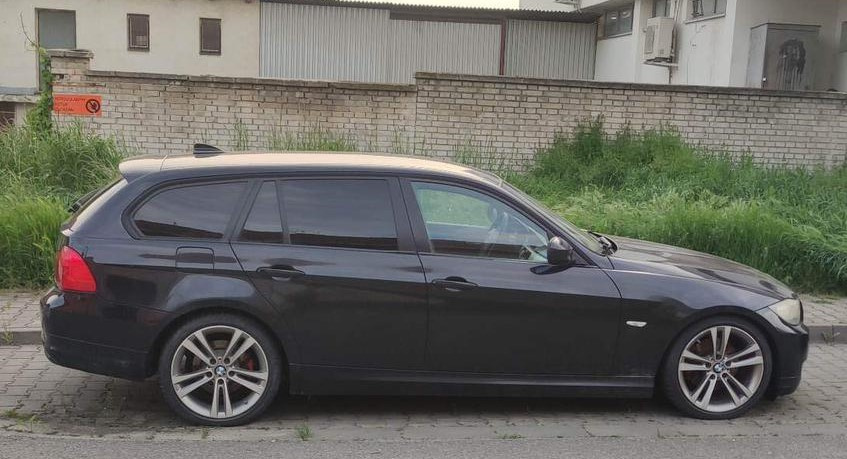 Náhradní díly z BMW 320d e91 LCI N47 130kw tažné xenony CIC