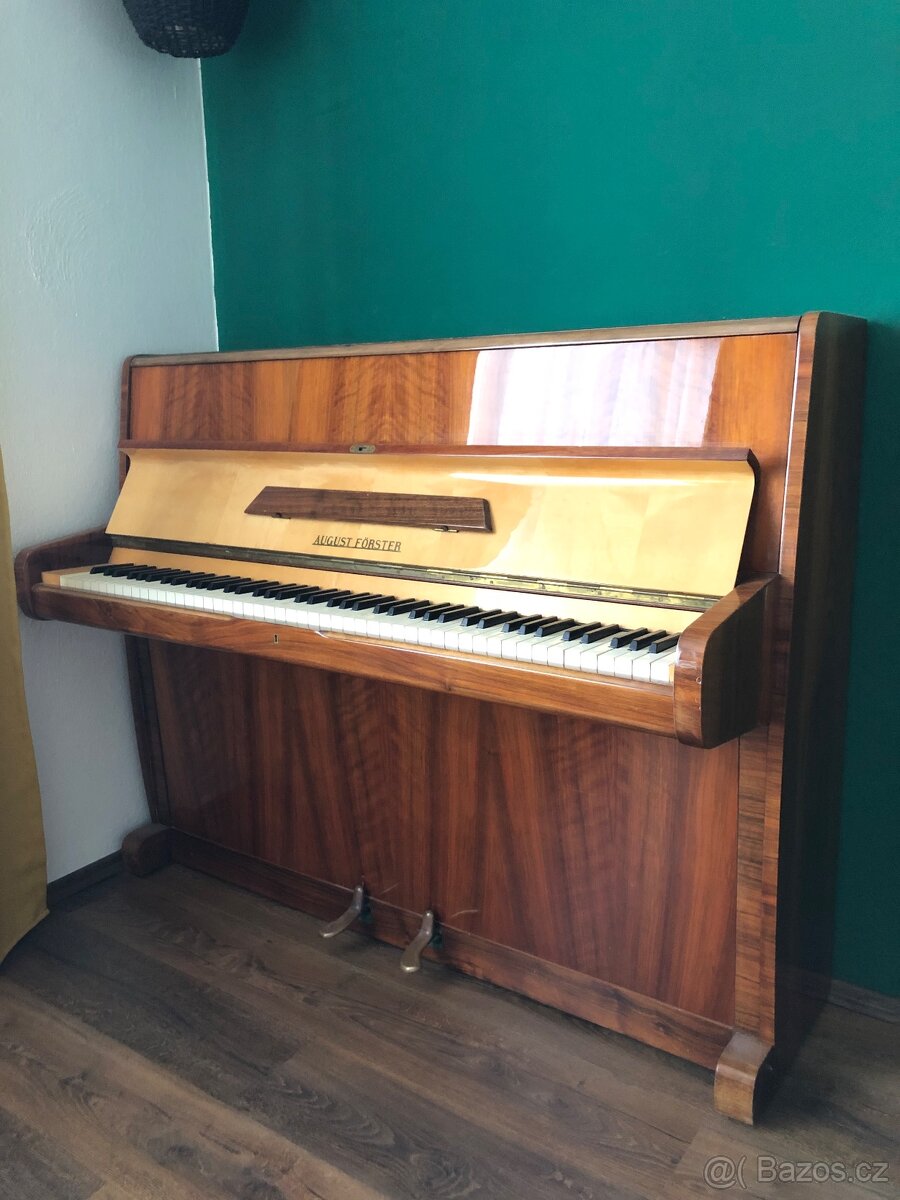 August Förster klavír - pianino