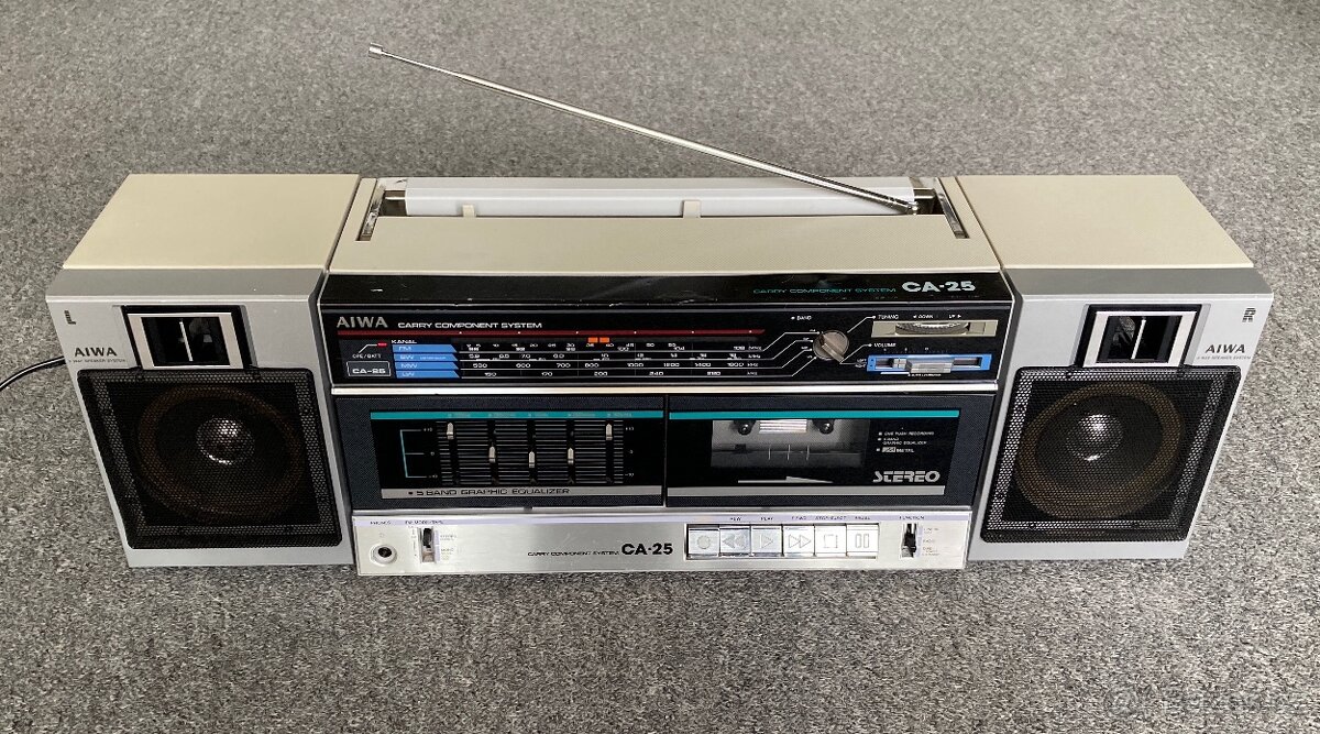 Radiomagnetofon AIWA CA-25