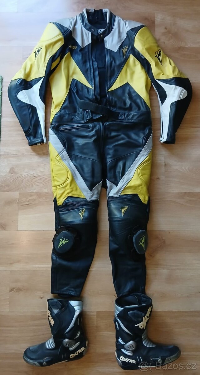 Kombinéza + boty + helma pro motorkáře