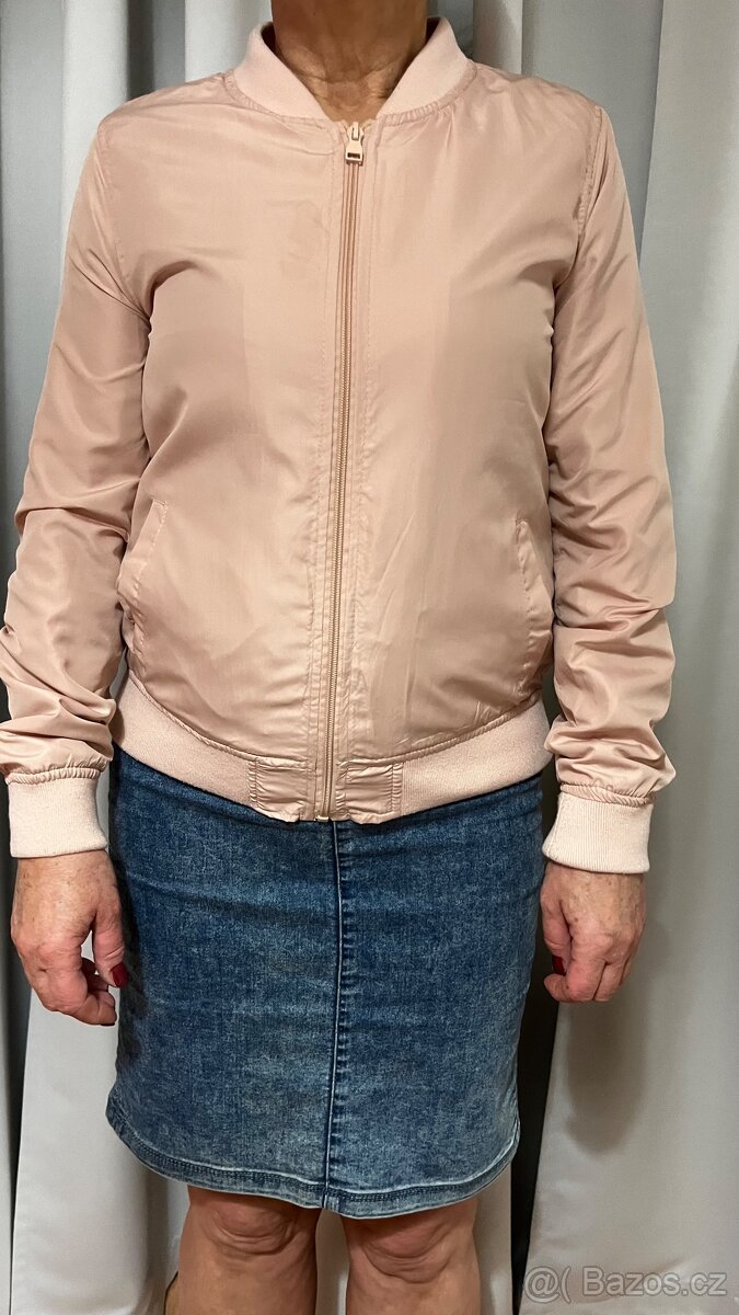 Růžová bomber bunda