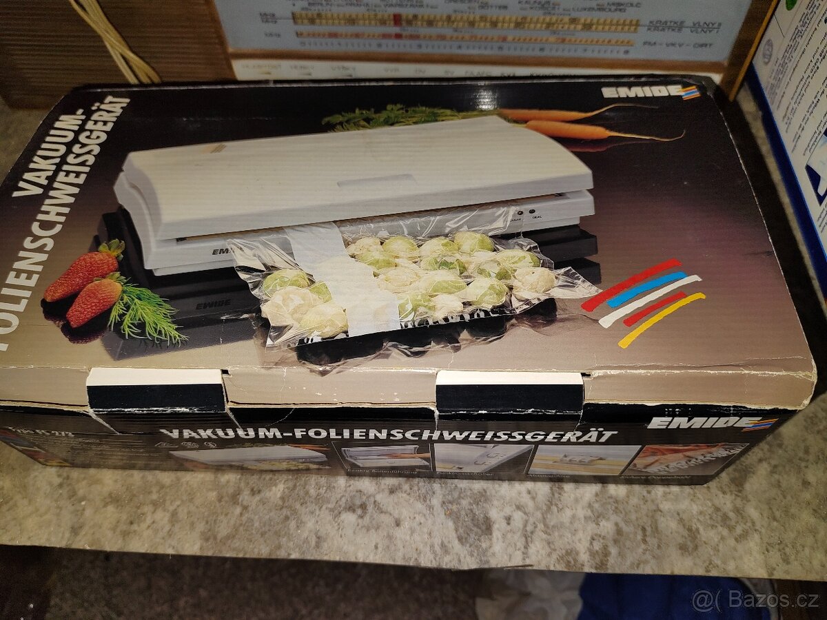 Vakuová balička fólií EMIDE.