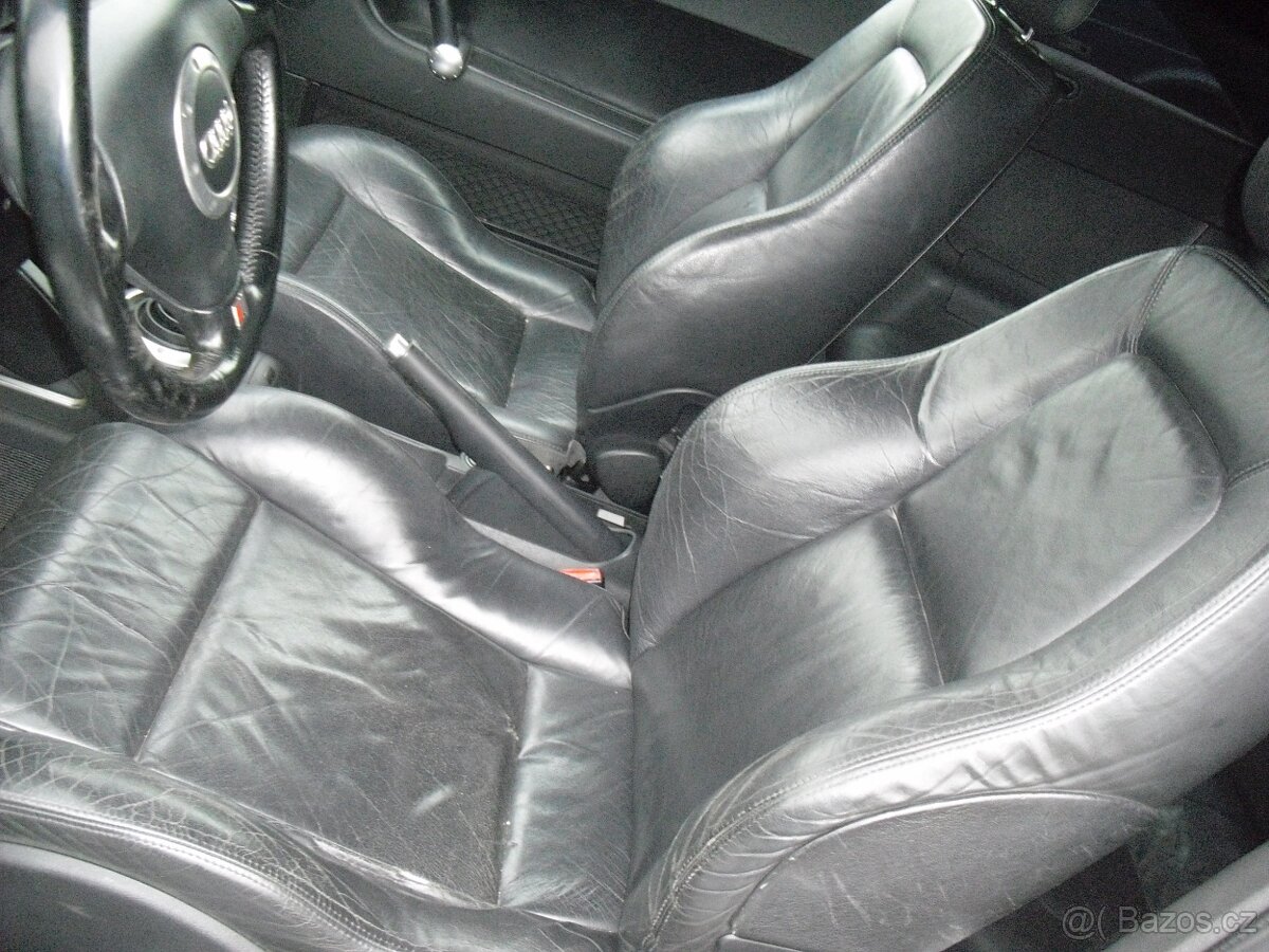 Audi TT interier