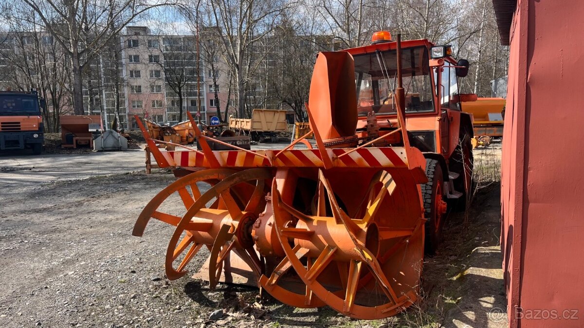 ZETOR 6945 4X4 + FRÉZA