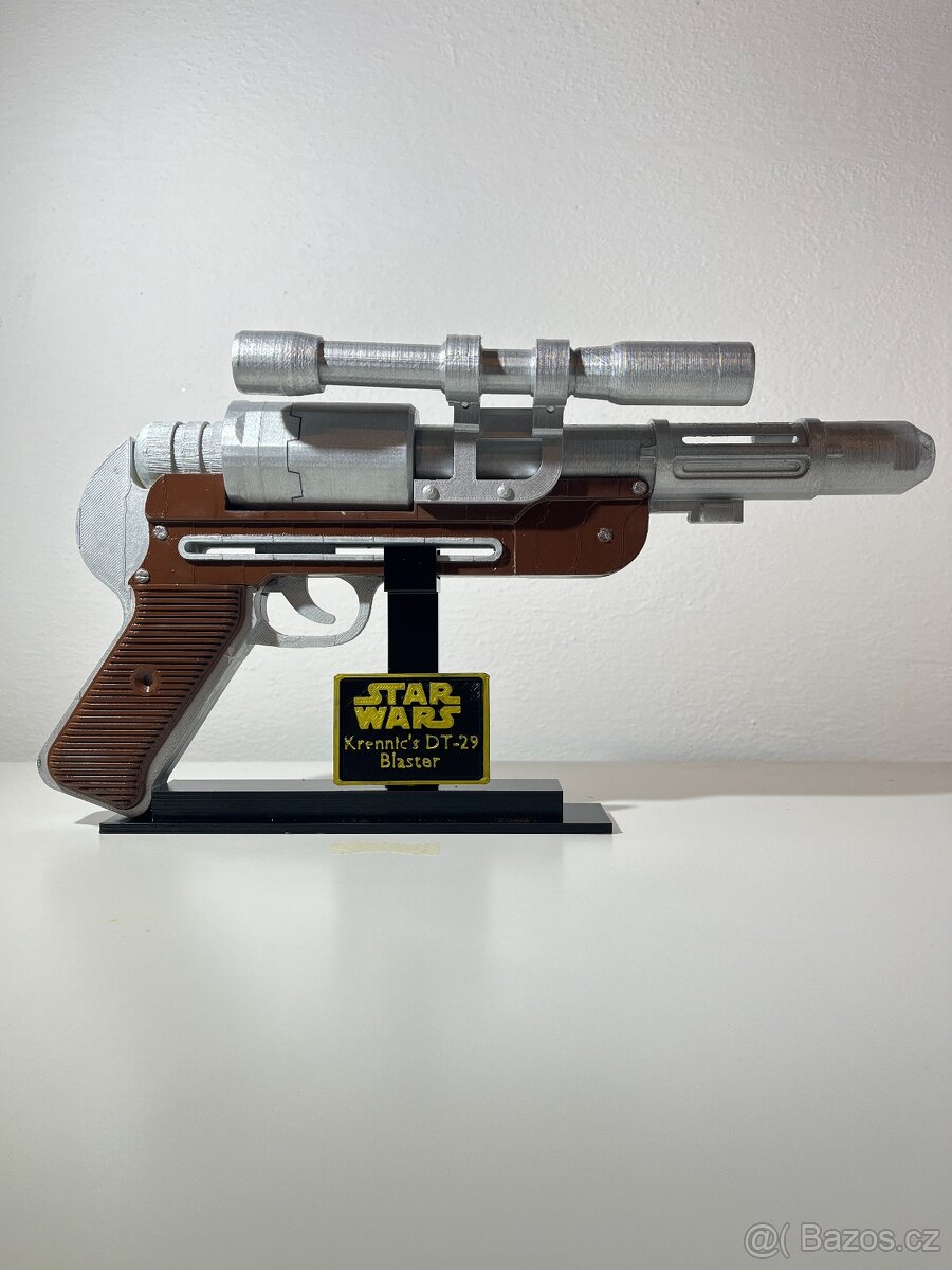 Replika blasteru Krennica (StarWars)