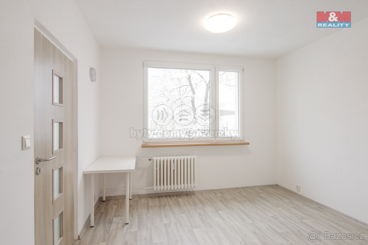 Pronájem bytu 2+kk, 34 m², Nový Bor, ul. Jiráskova