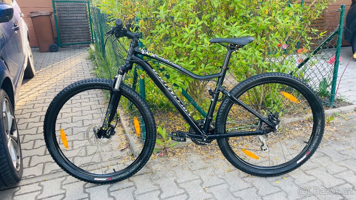Dámské / dívčí kolo Specialized 27,5