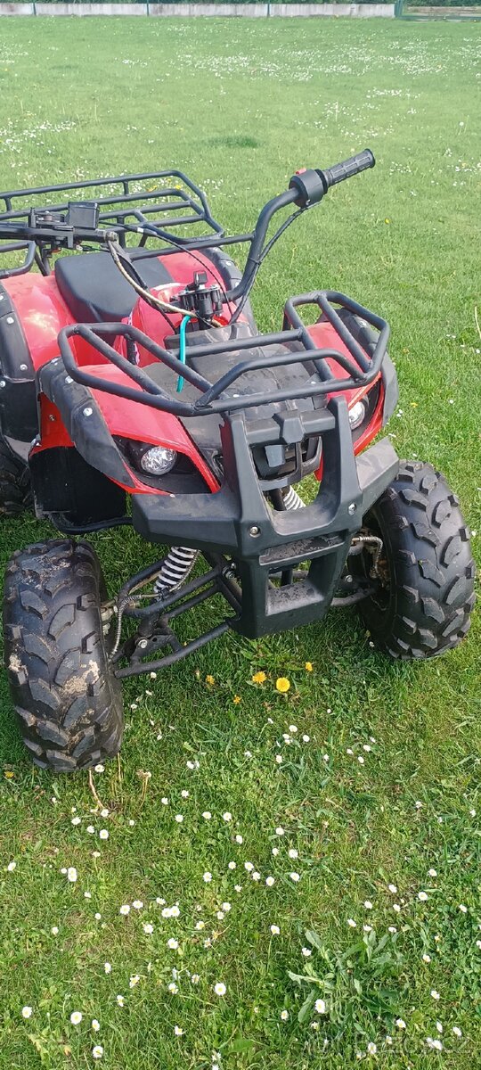 Prodám čtyřkolku Hummer RS deluxe 125ccm