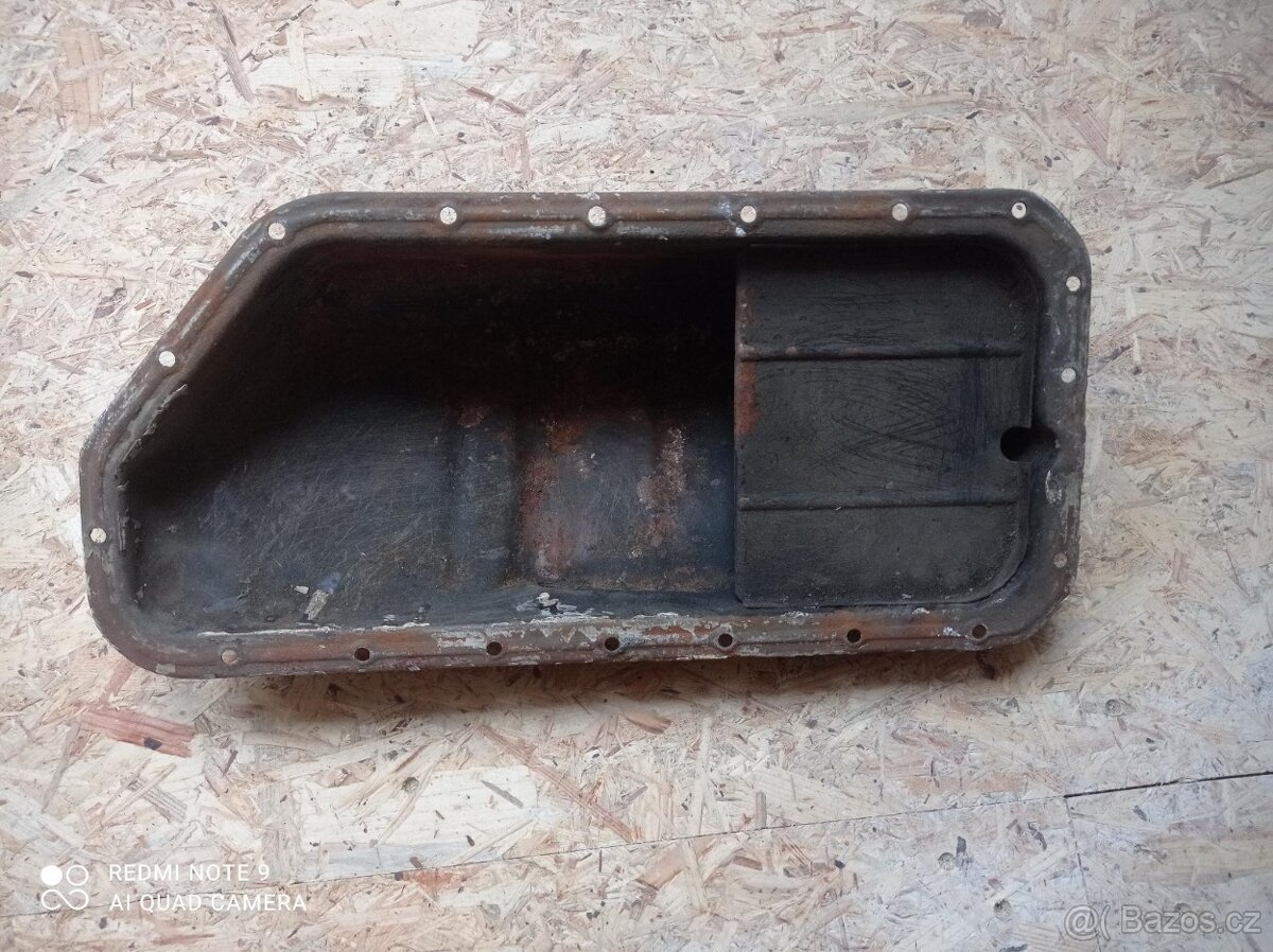 Koupím olejovou vanu Škoda 105L