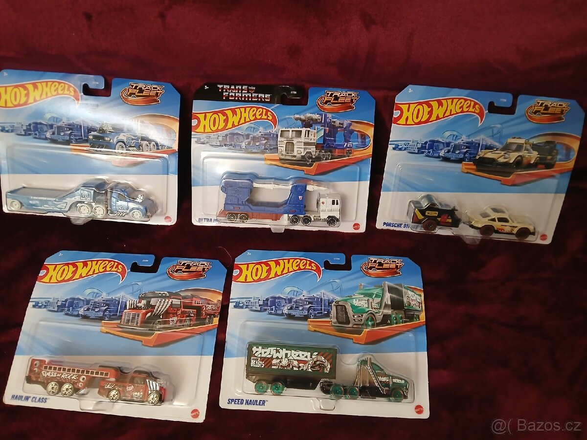 Hot wheels větší auta 5 ks nerozbalené