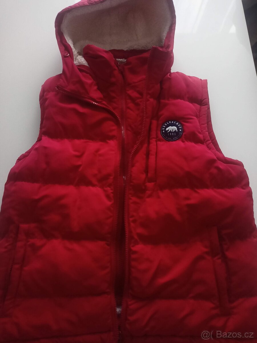Pánská vesta s kožíškem zn. Soulcal&CO, vel. XL, kapucou (od
