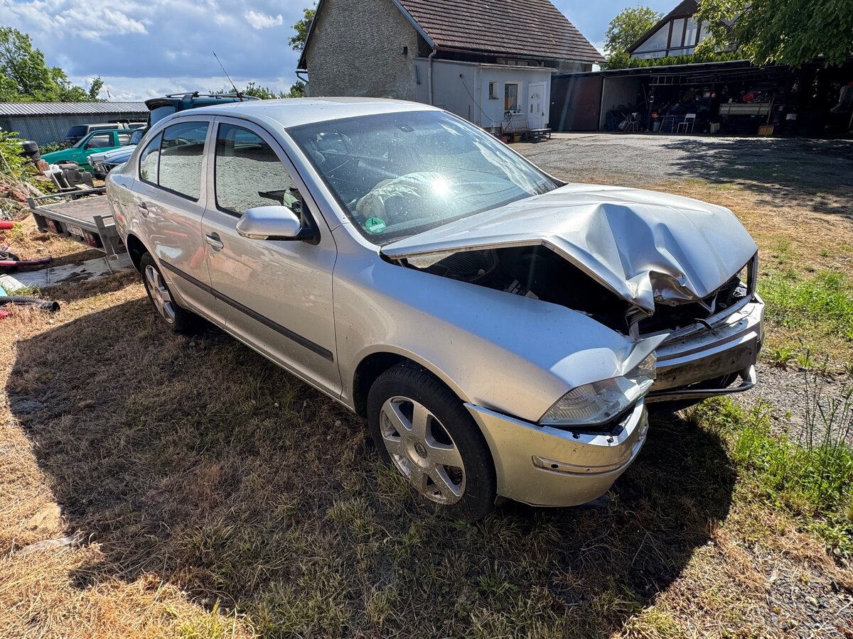 OCTAVIA 2 1.6MPI NA ND