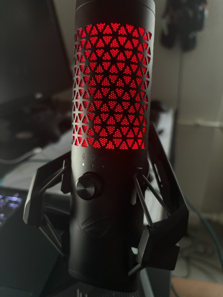 ASUS ROG Carnyx – USB kondenzátorový mikrofon